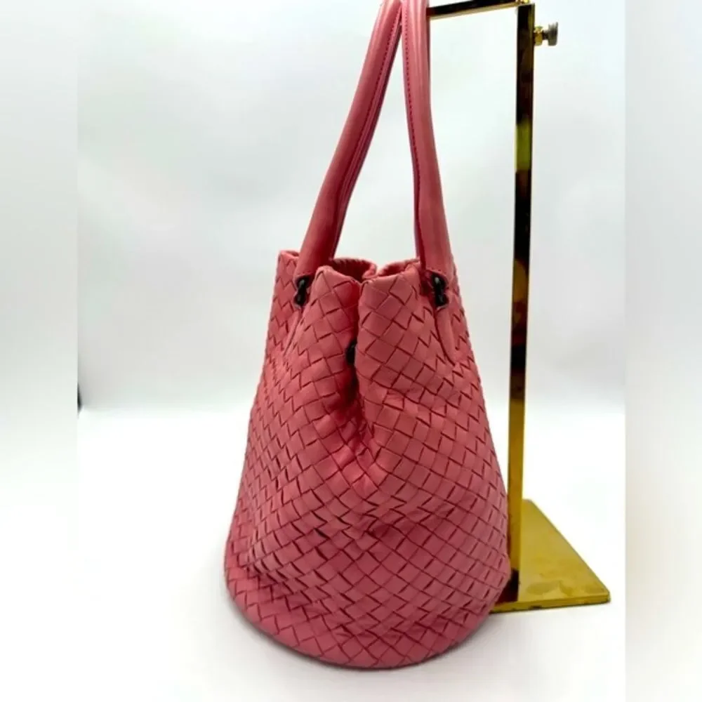 Auth Bottega Veneta Light Pink Leather Intreciatto Bucket Bag Preloved Purse